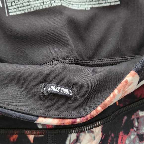 VICTORIA'S SECRET KNOCKOUT LEGGINGS SIZE S - Picture 10 of 11